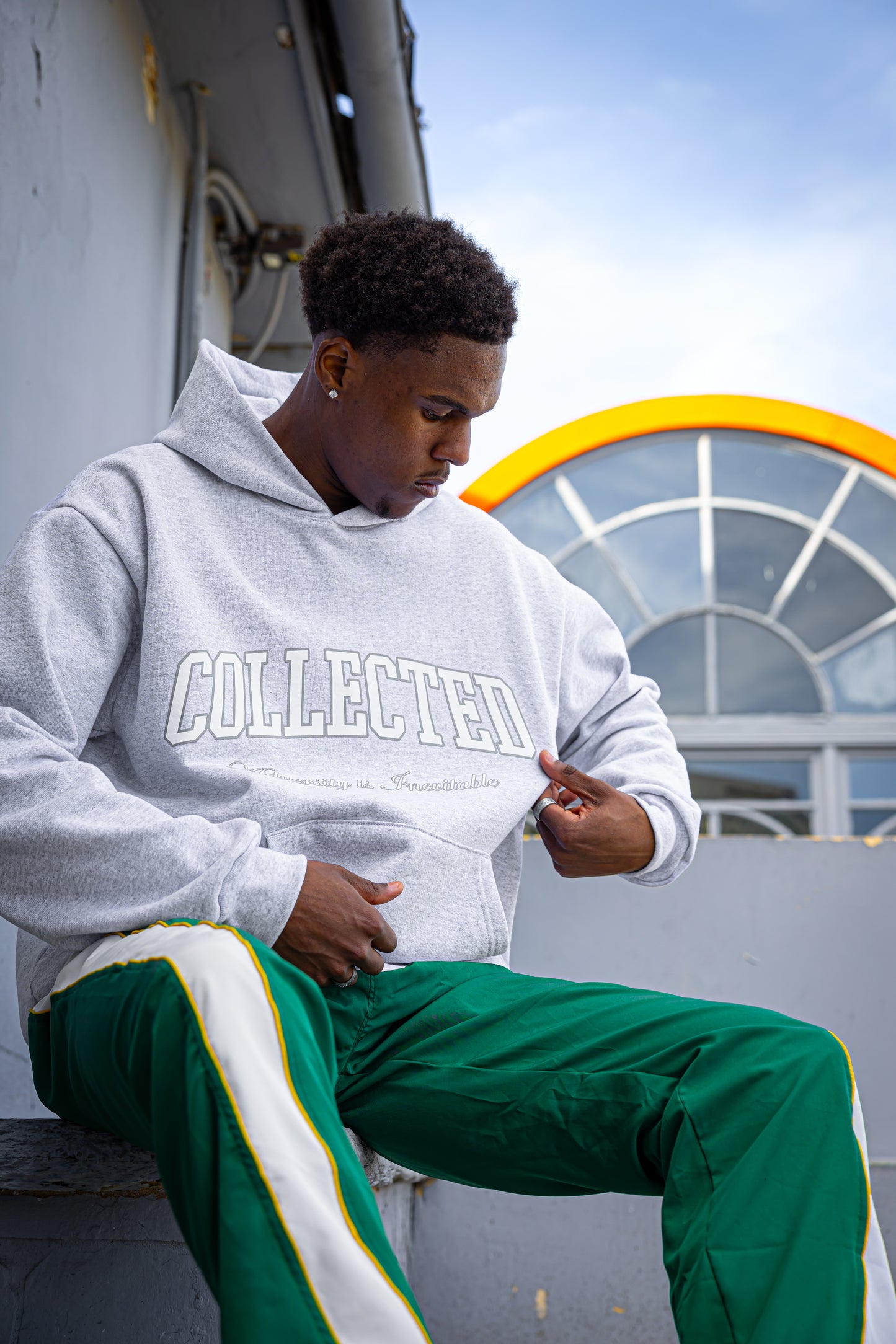 Neutral University Pullover